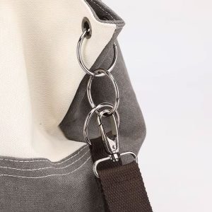 sac cabas toile femme patchwork accessoires metalliques gris