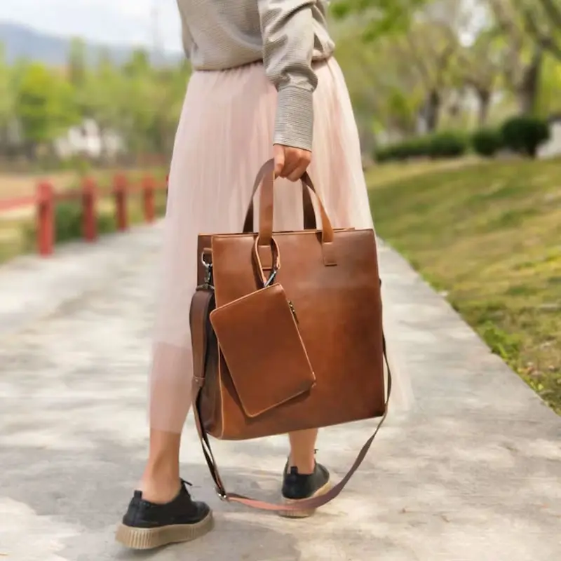 Porte Documents Femme Cuir Synthetique Modele Terrain Portage Main