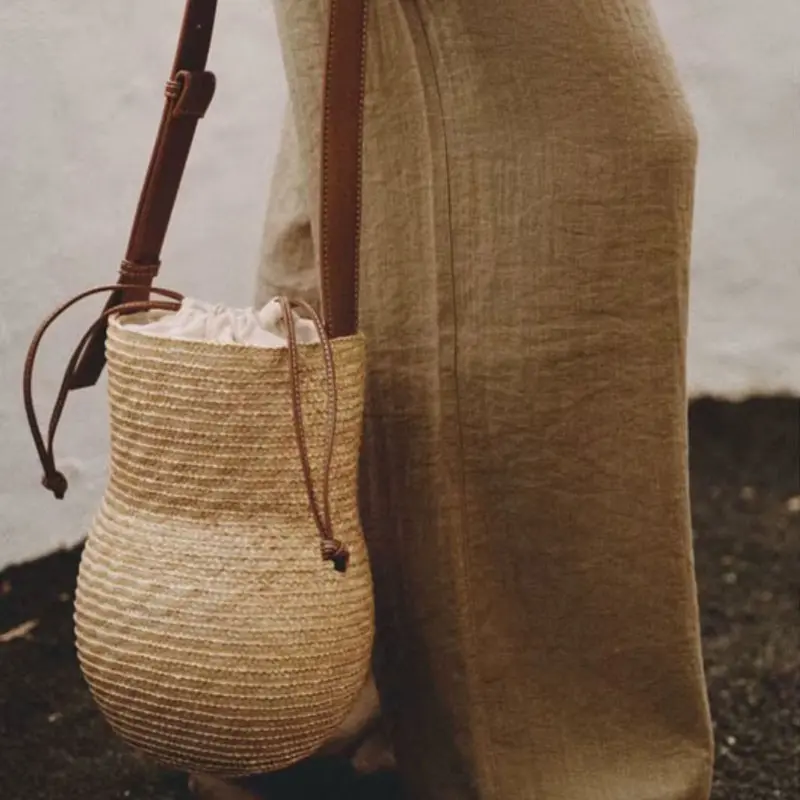 Sac En Paille Forme Gourde Modele Tali Portage Main
