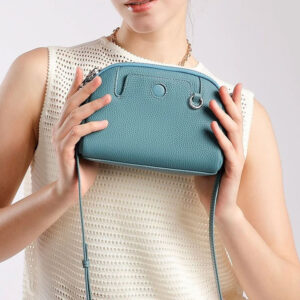 Pochette Bandouliere Arrondie Cuir Modele Suzy Bleu Elegant