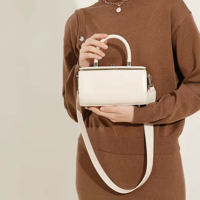 Sac A Main Bandouliere Mini Malle Margot Blanc Elegant