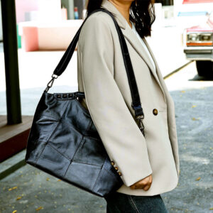 Sac A Main Cuir Vachette Souple Rivets Modele Nina Noir Port Epaule