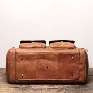 Sac De Voyage Cuir Vachette Vintage Modele Owen Marron Vue Dessous 5 Rivets